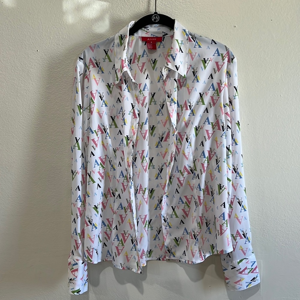 Women’s button down long sleeve size 8
